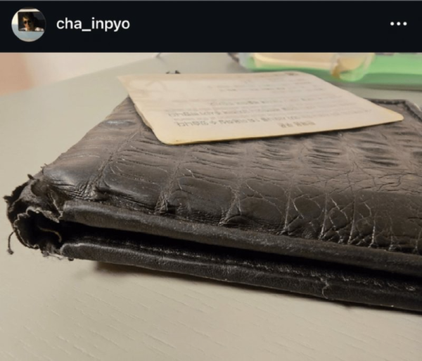 차인표 배우가 지갑을 교체하는데.png